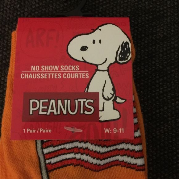 Peanuts Astronaut Snoopy Socks. NWT - Picture 5 of 5
